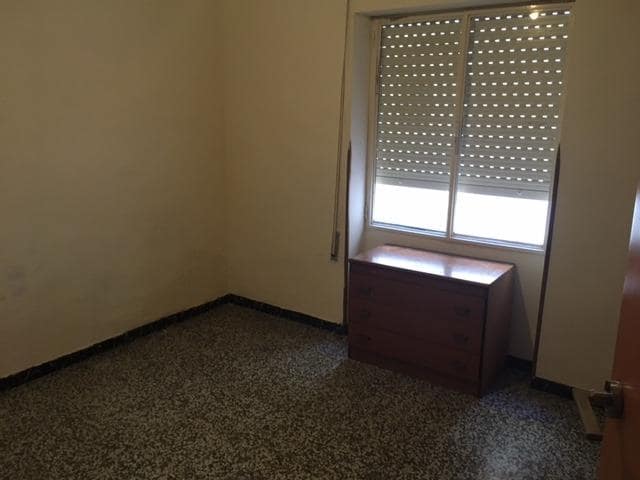 4 soveværelse Lejlighed til salg i Almansa - € 60.000 (Ref: 8886690)