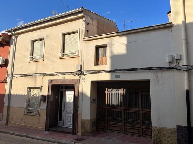 3 soveværelse Lejlighed til salg i Almansa - € 60.000 (Ref: 8886700)
