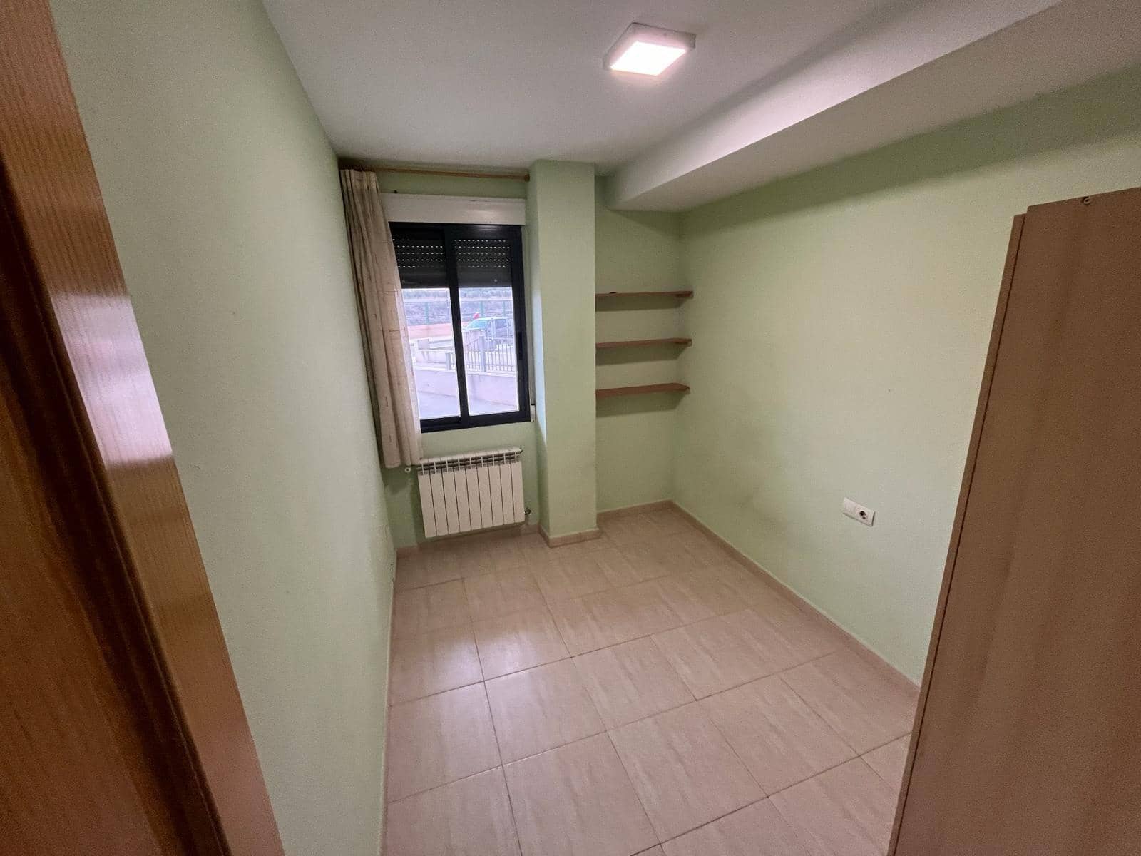 2 bedroom Flat for sale in Almansa with garage - € 68,000 (Ref: 8886704)