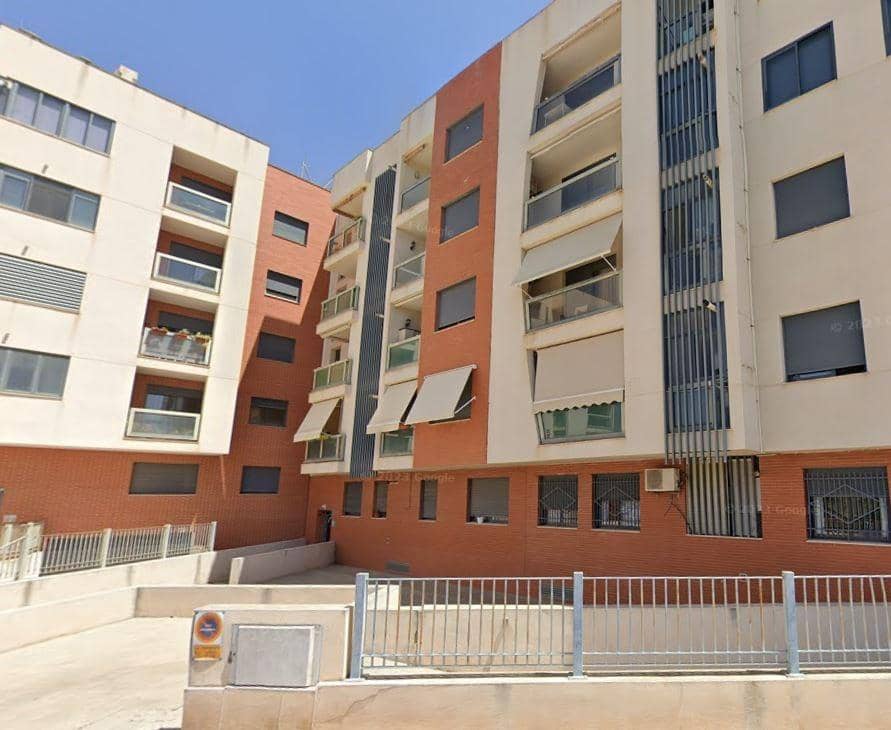 2 bedroom Flat for sale in Almansa with garage - € 68,000 (Ref: 8886704)