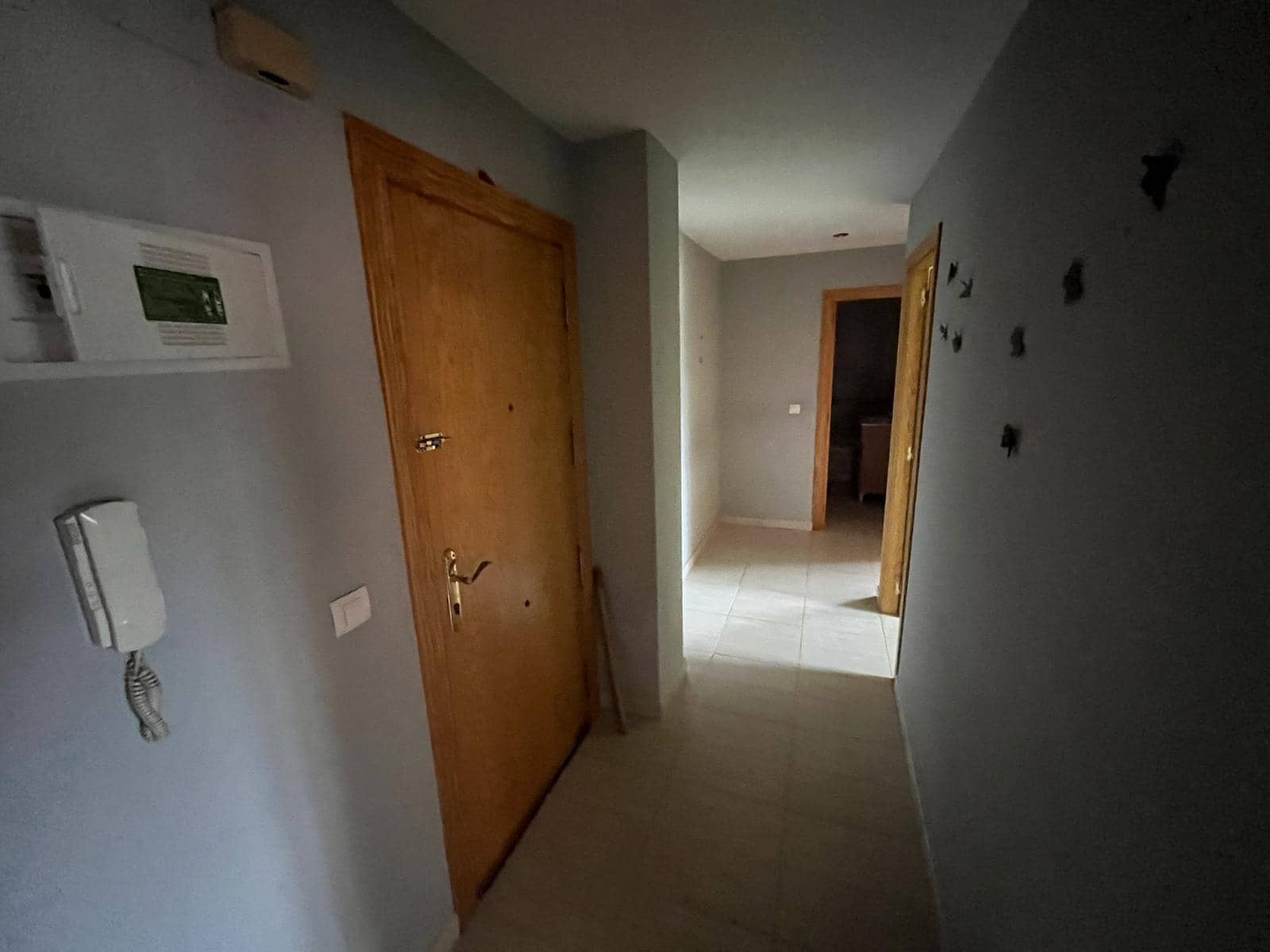 2 bedroom Flat for sale in Almansa with garage - € 68,000 (Ref: 8886704)