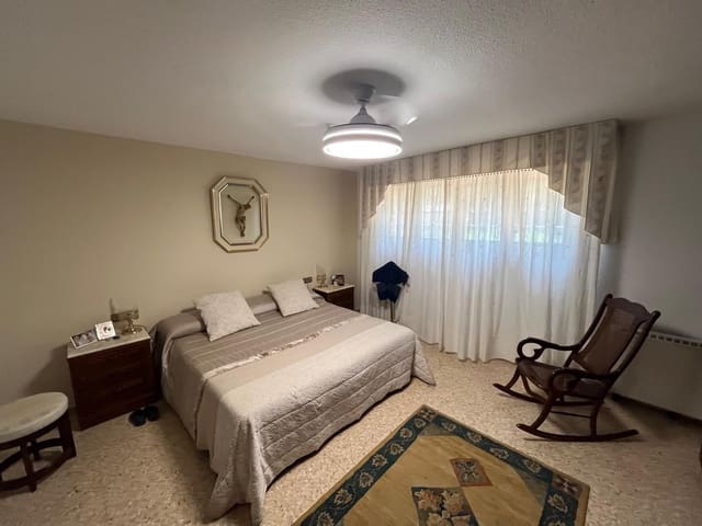 5 sovrum Villa till salu i Almansa med pool - 350 000 € (Ref: 8886734)