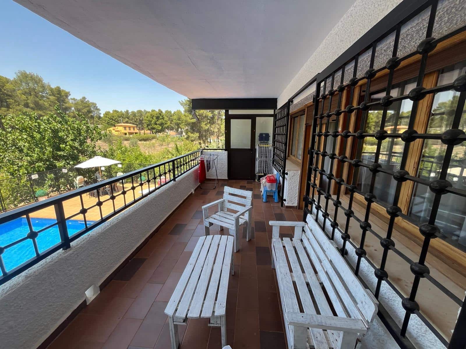 5 soveværelse Villa til salg i Almansa med swimmingpool - € 350.000 (Ref: 8886734)