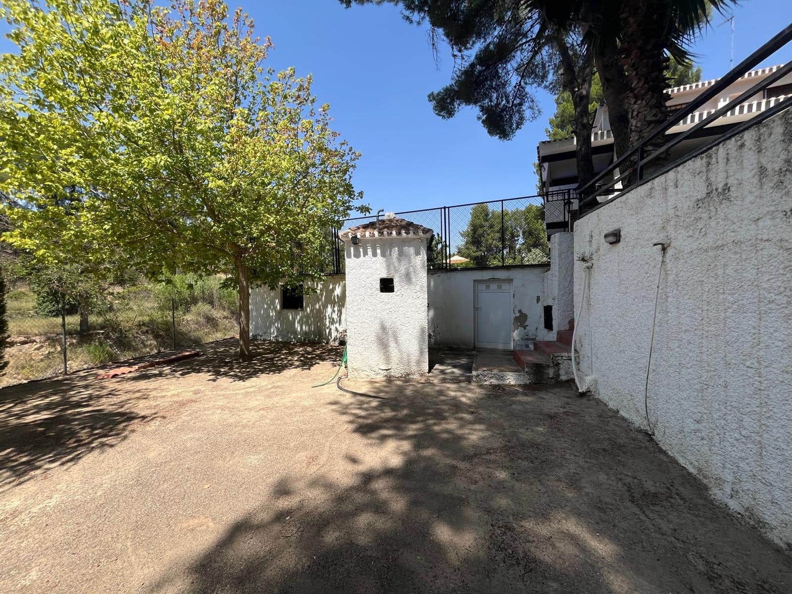 5 soveværelse Villa til salg i Almansa med swimmingpool - € 350.000 (Ref: 8886734)