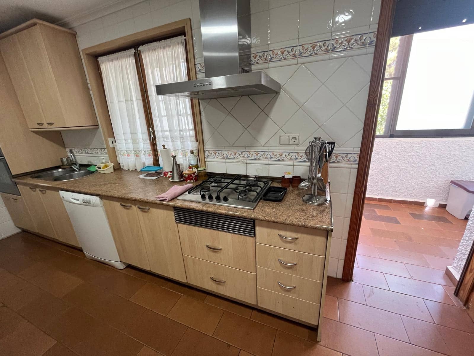 5 soveværelse Villa til salg i Almansa med swimmingpool - € 350.000 (Ref: 8886734)