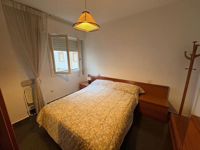 4 soveværelse Lejlighed til salg i Almansa med garage - € 89.000 (Ref: 8886735)