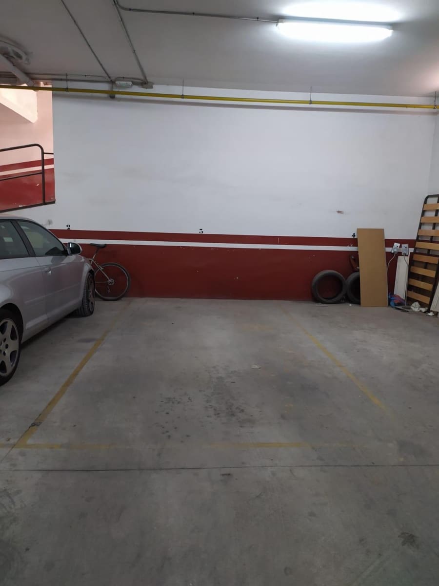 Garaż na sprzedaż w Almansa - 8 000 € (Ref: 8886751)