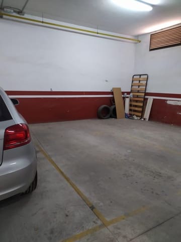 Garage for sale in Almansa - € 8,000 (Ref: 8886751)