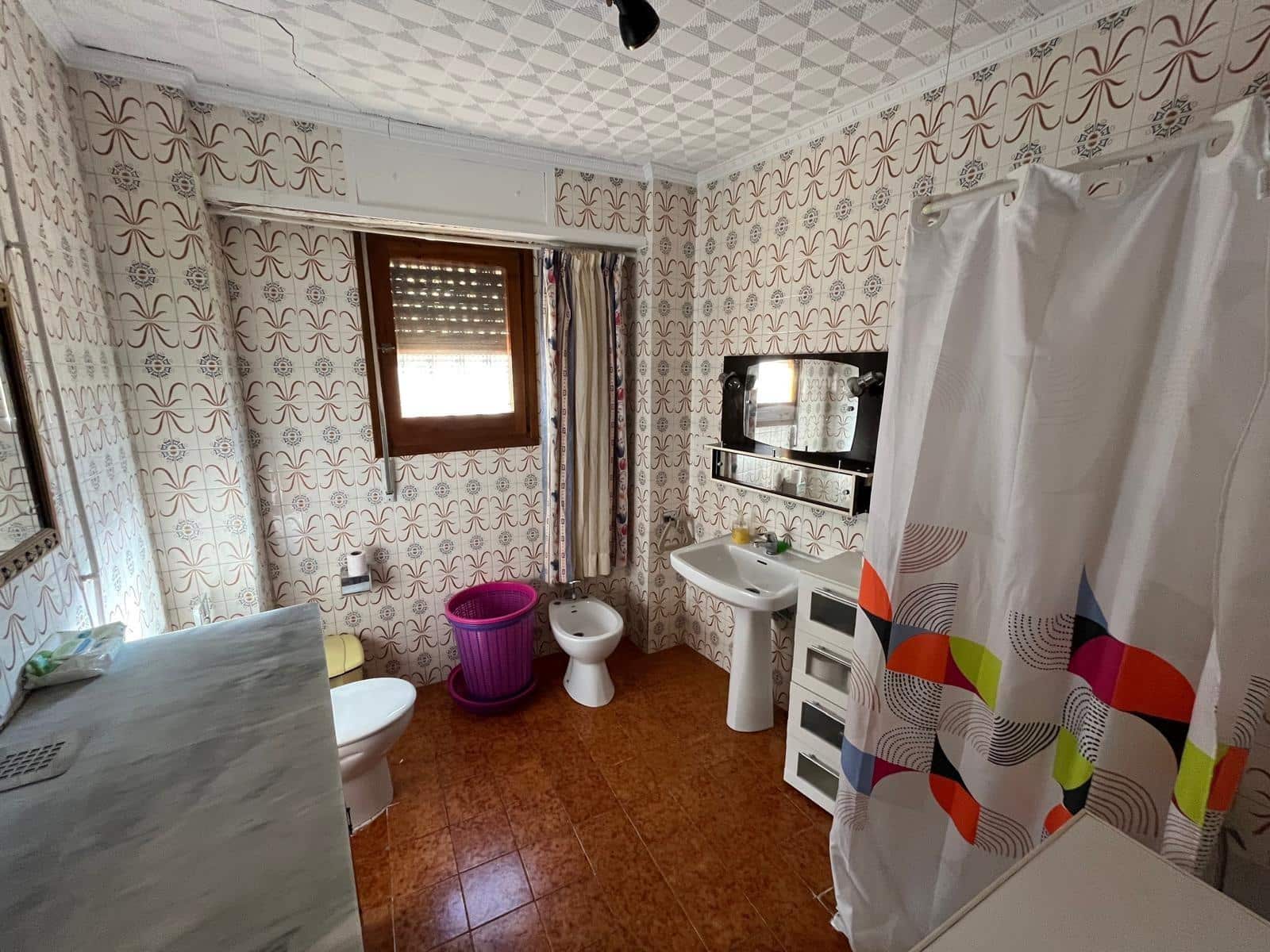 6 soveværelse Villa til salg i Almansa med swimmingpool - € 185.000 (Ref: 8886755)