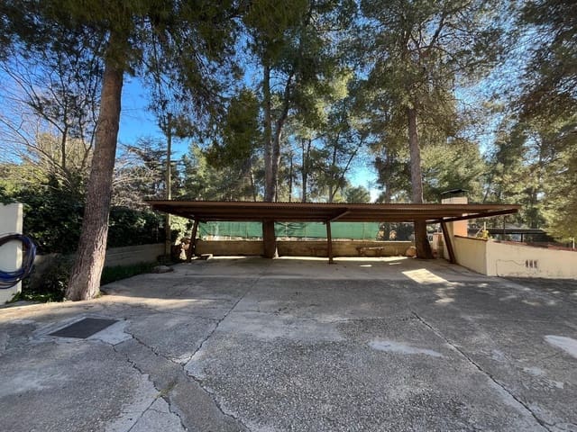 6 camera da letto Villa in vendita in Almansa con piscina - 185.000 € (Rif: 8886755)