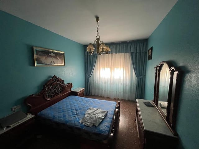 4 soveværelse Lejlighed til salg i Almansa - € 69.500 (Ref: 8886757)