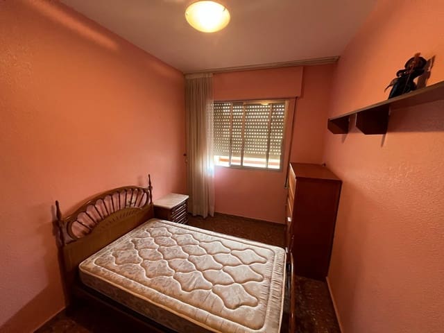 4 soveværelse Lejlighed til salg i Almansa - € 69.500 (Ref: 8886757)