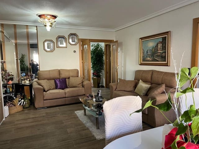 3 makuuhuone Asunto myytävänä paikassa Almansa - 139 000 € (Ref: 8886760)