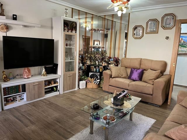 3 makuuhuone Asunto myytävänä paikassa Almansa - 139 000 € (Ref: 8886760)