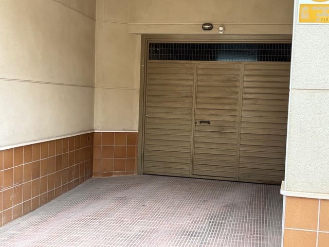 Garage til salg i Almansa - € 12.000 (Ref: 8893074)