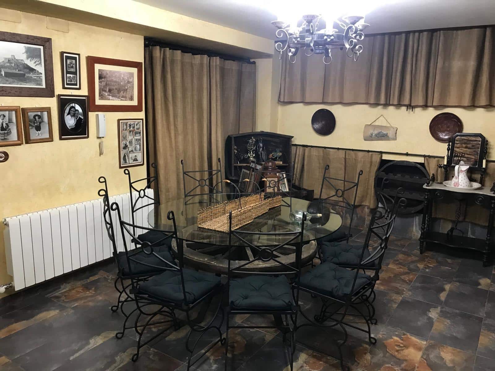 4 camera da letto Villetta a Schiera in vendita in Almansa - 430.000 € (Rif: 8913170)