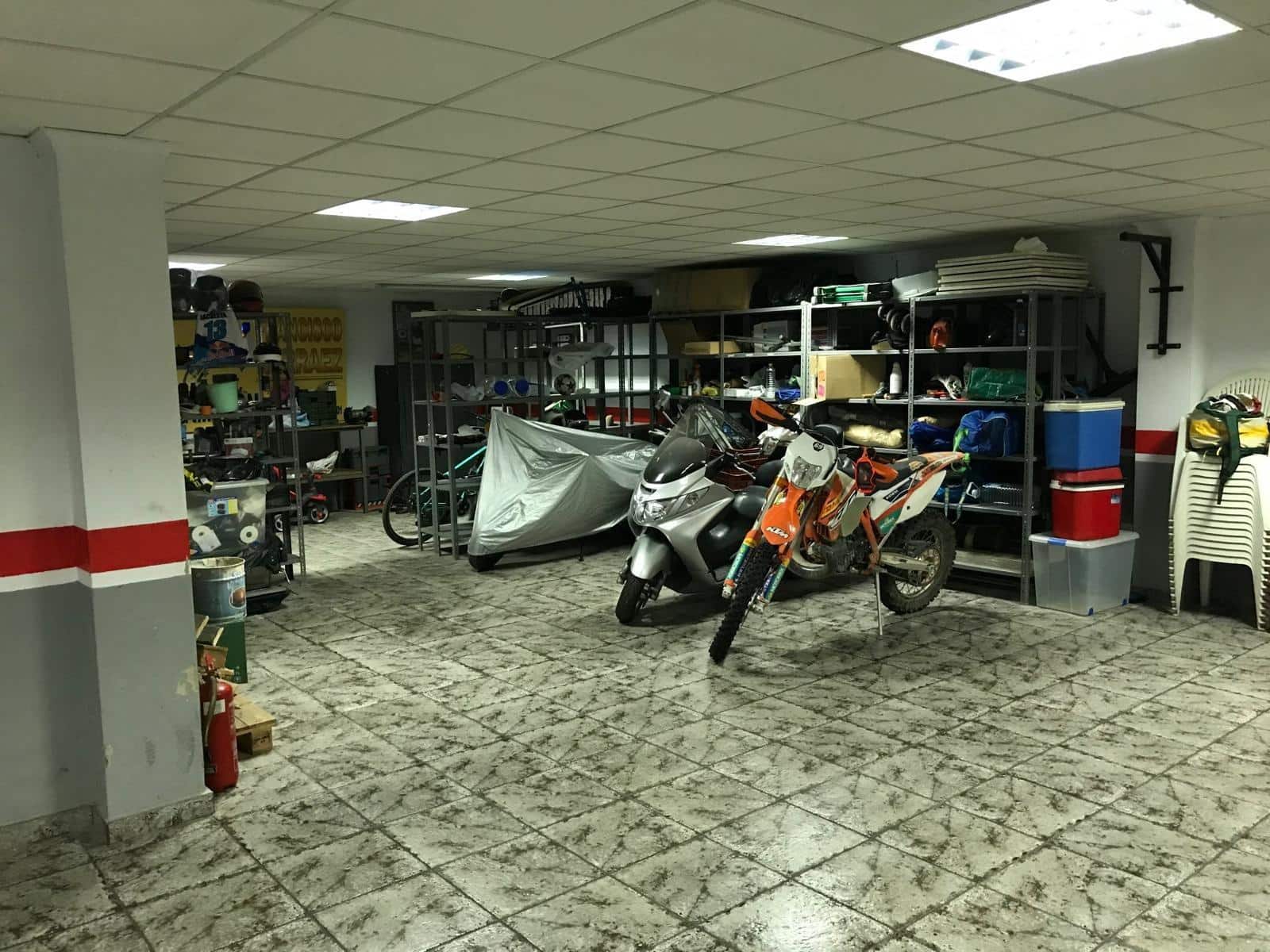 4 camera da letto Villetta a Schiera in vendita in Almansa - 430.000 € (Rif: 8913170)