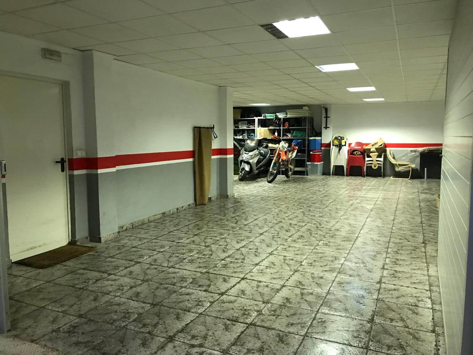 4 camera da letto Villetta a Schiera in vendita in Almansa - 430.000 € (Rif: 8913170)