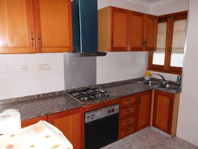 2 makuuhuone Asunto myytävänä paikassa Almansa - 65 000 € (Ref: 8932382)