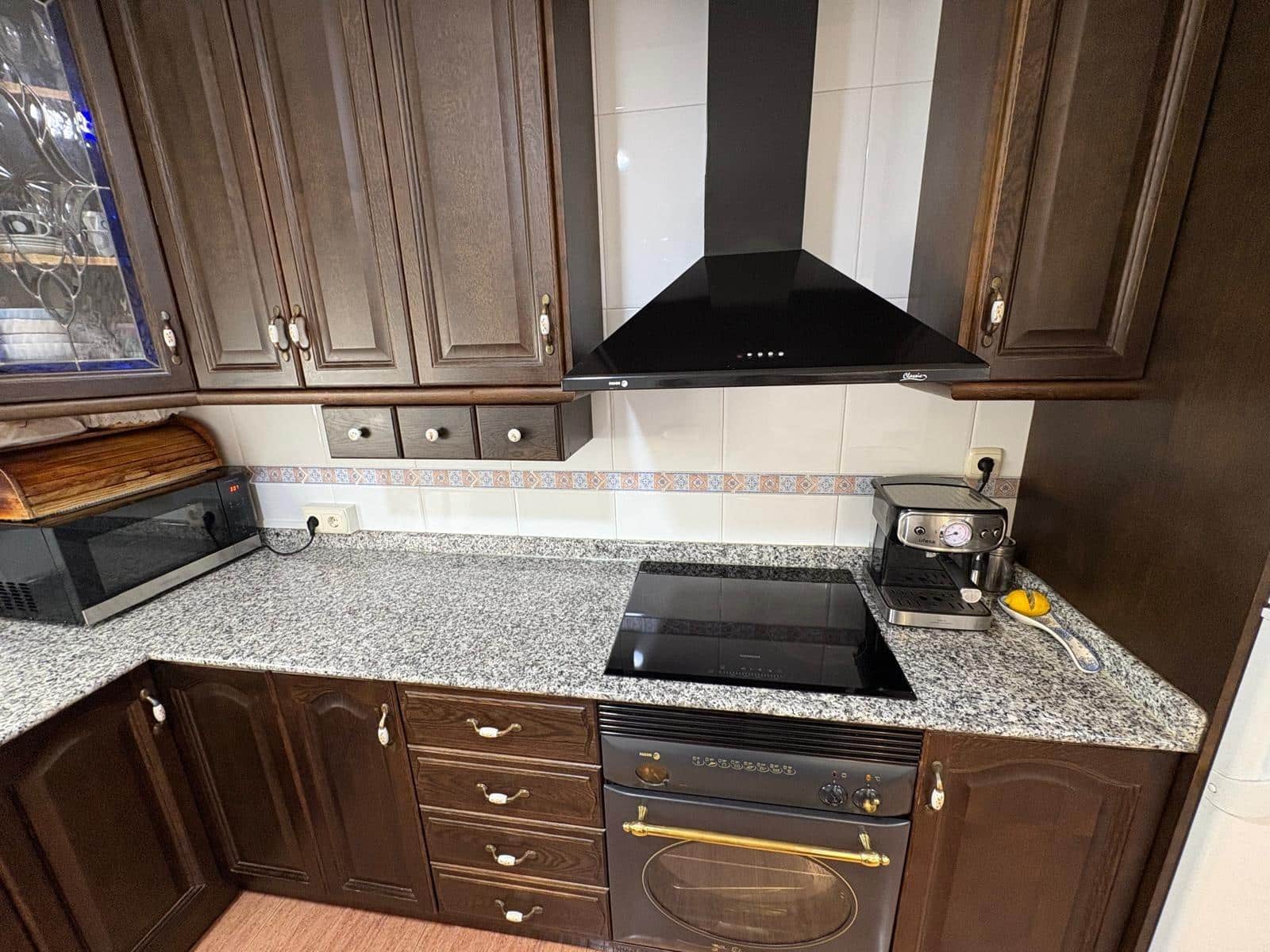 3 sovrum Lägenhet till salu i Almansa - 199 500 € (Ref: 8946827)