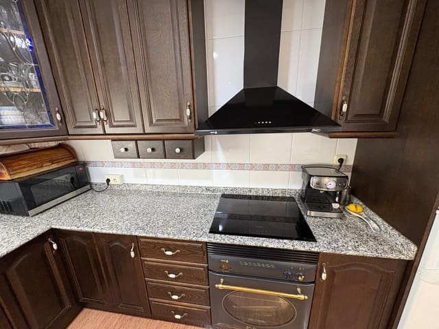 3 soverom Leilighet til salgs i Almansa - € 199 500 (Ref: 8946827)