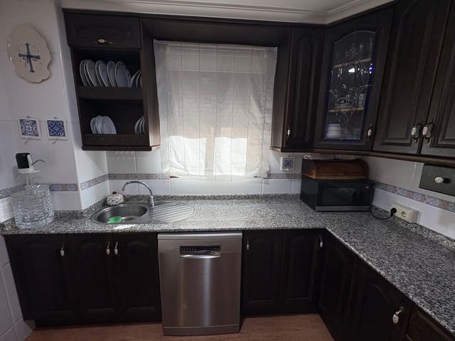 3 soverom Leilighet til salgs i Almansa - € 199 500 (Ref: 8946827)