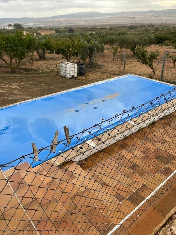 3 soveværelse Villa til salg i Almansa med swimmingpool - € 185.000 (Ref: 8950710)