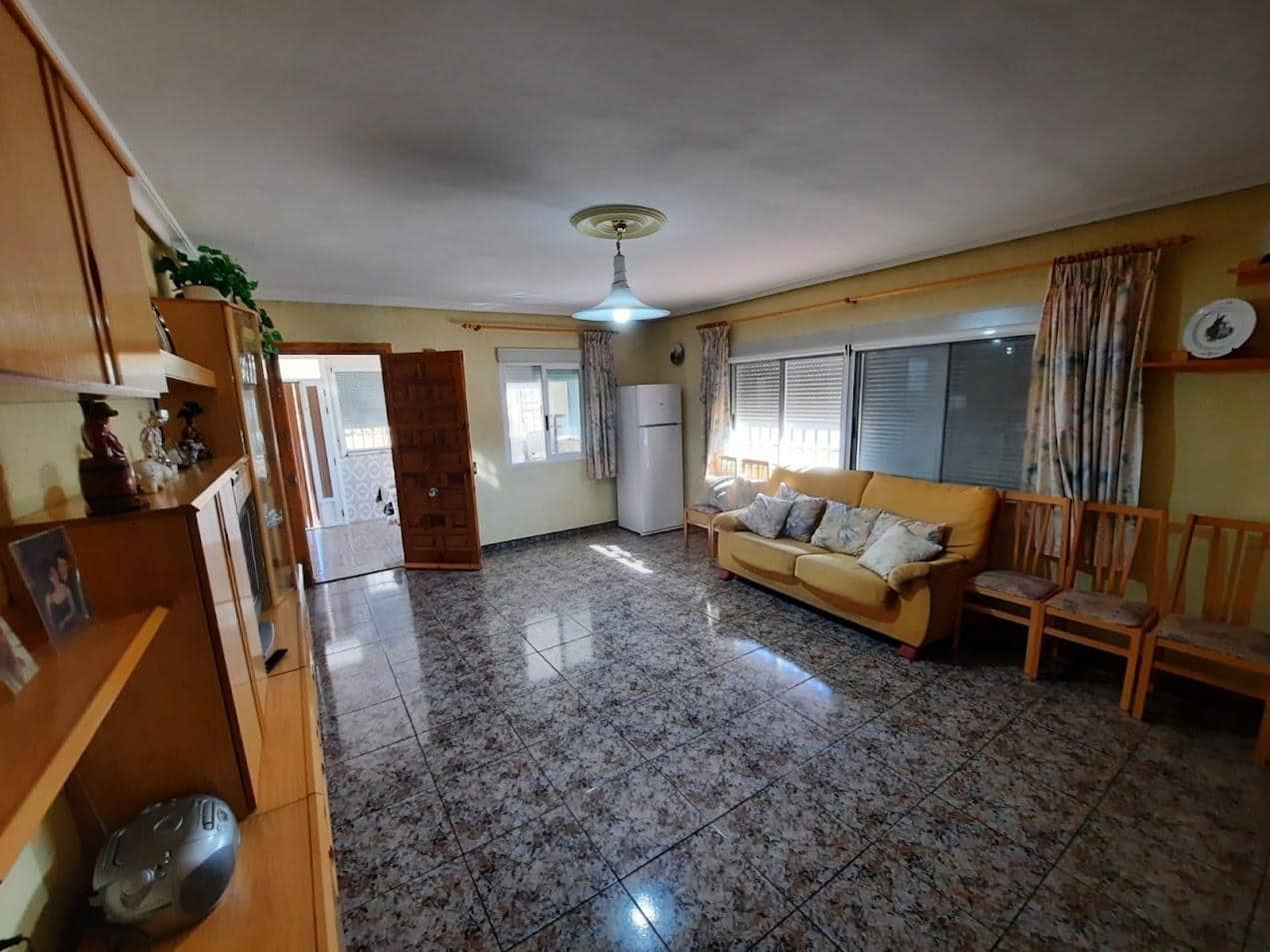 3 soveværelse Villa til salg i Almansa med swimmingpool - € 185.000 (Ref: 8950710)