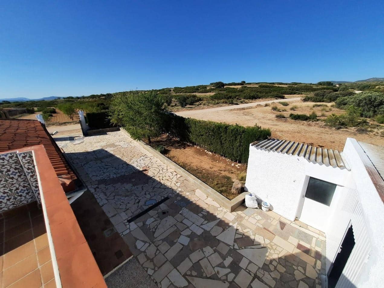3 soveværelse Villa til salg i Almansa med swimmingpool - € 185.000 (Ref: 8950710)