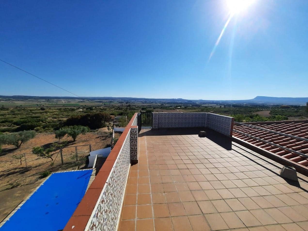 3 soveværelse Villa til salg i Almansa med swimmingpool - € 185.000 (Ref: 8950710)