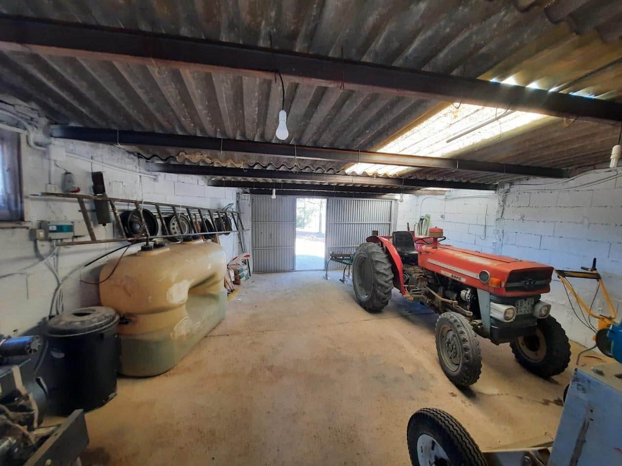 3 soveværelse Villa til salg i Almansa med swimmingpool - € 185.000 (Ref: 8950710)