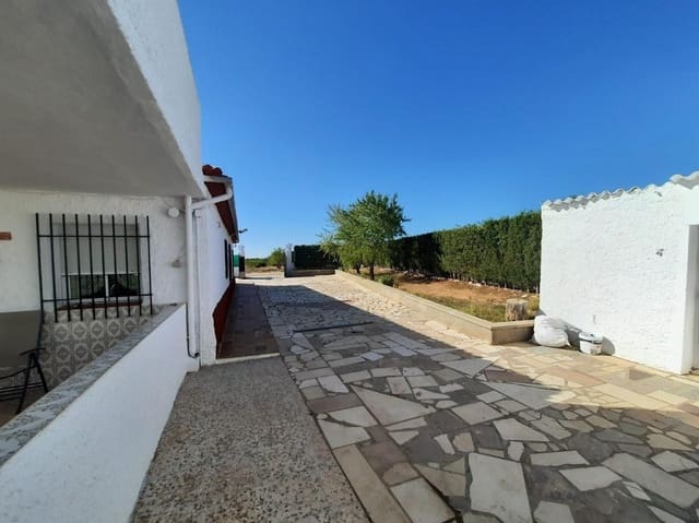 3 quarto Moradia para venda em Almansa com piscina - 185 000 € (Ref: 8950710)