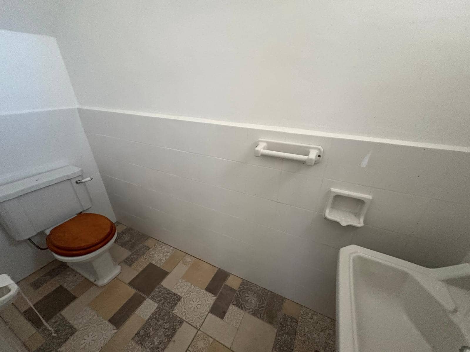 15 soveværelse Villa til salg i Almansa - € 220.000 (Ref: 9031491)