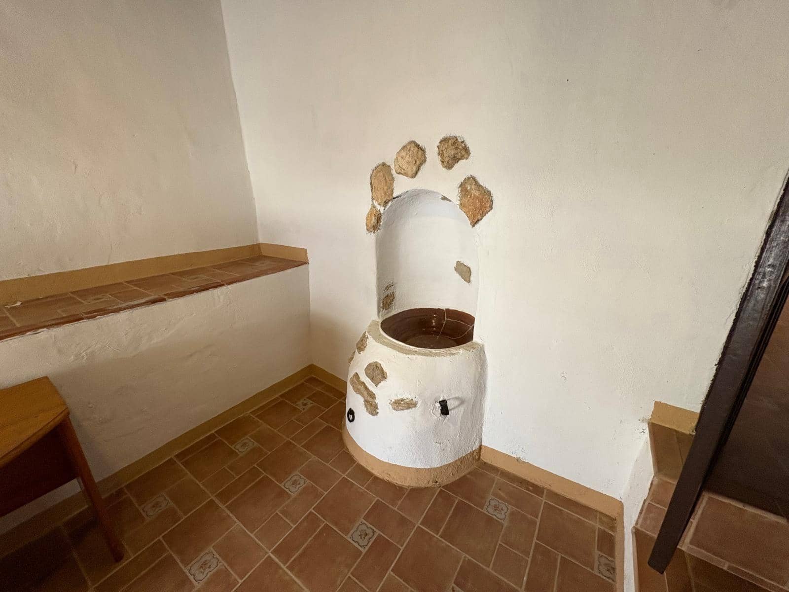 15 soveværelse Villa til salg i Almansa - € 220.000 (Ref: 9031491)