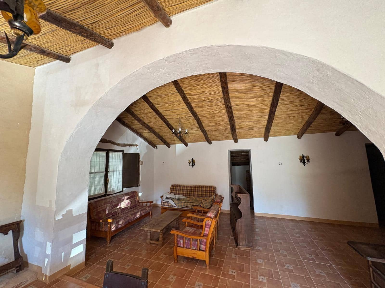 15 soveværelse Villa til salg i Almansa - € 220.000 (Ref: 9031491)