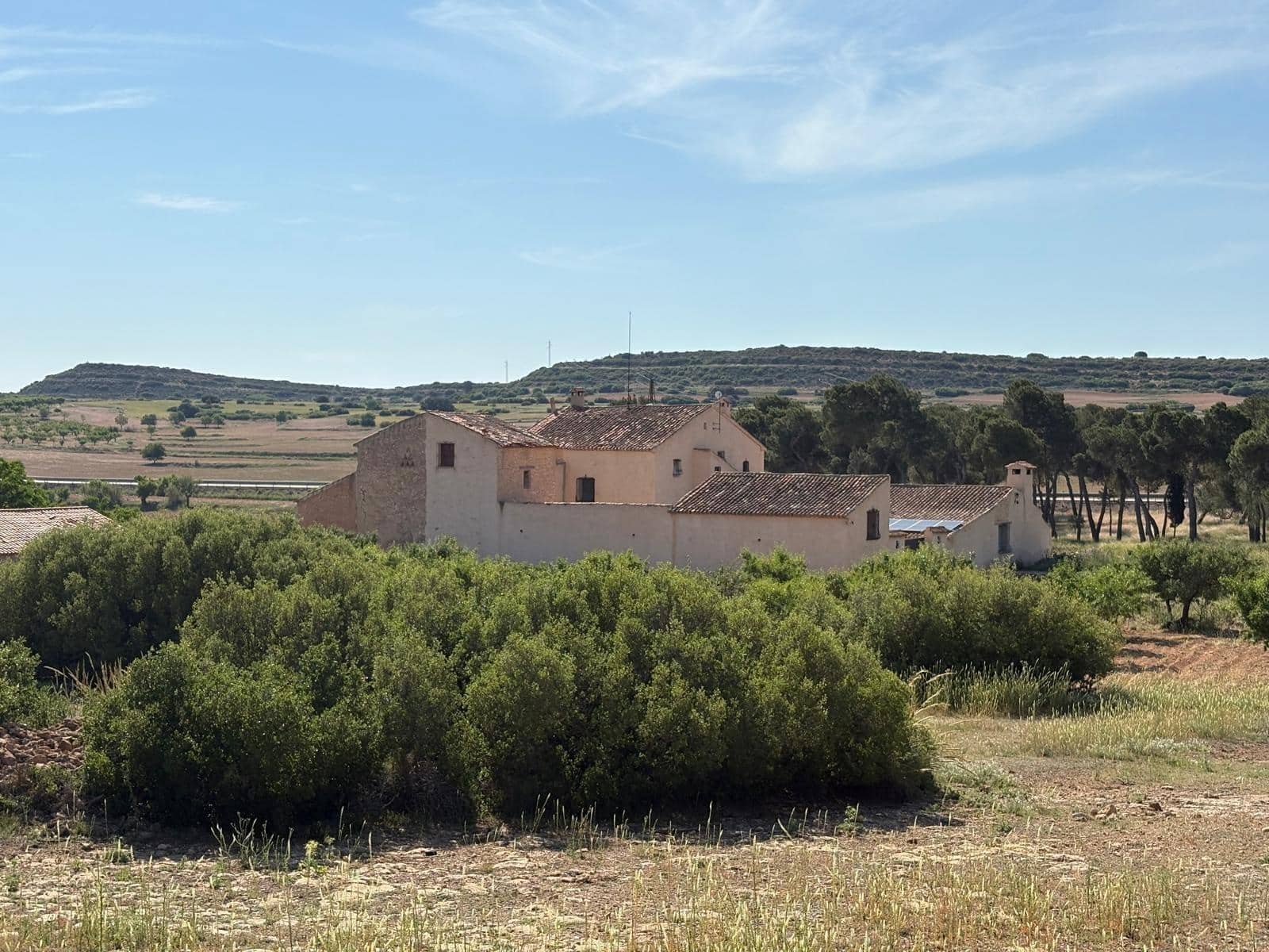 15 soveværelse Villa til salg i Almansa - € 220.000 (Ref: 9031491)