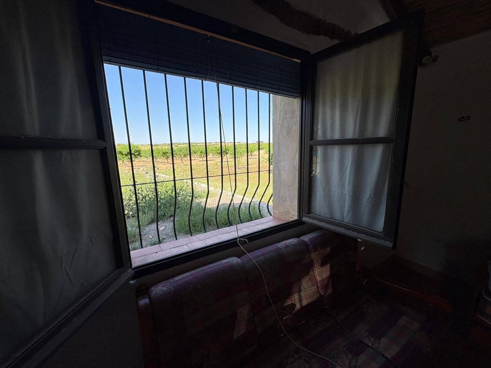 15 soveværelse Villa til salg i Almansa - € 220.000 (Ref: 9031491)