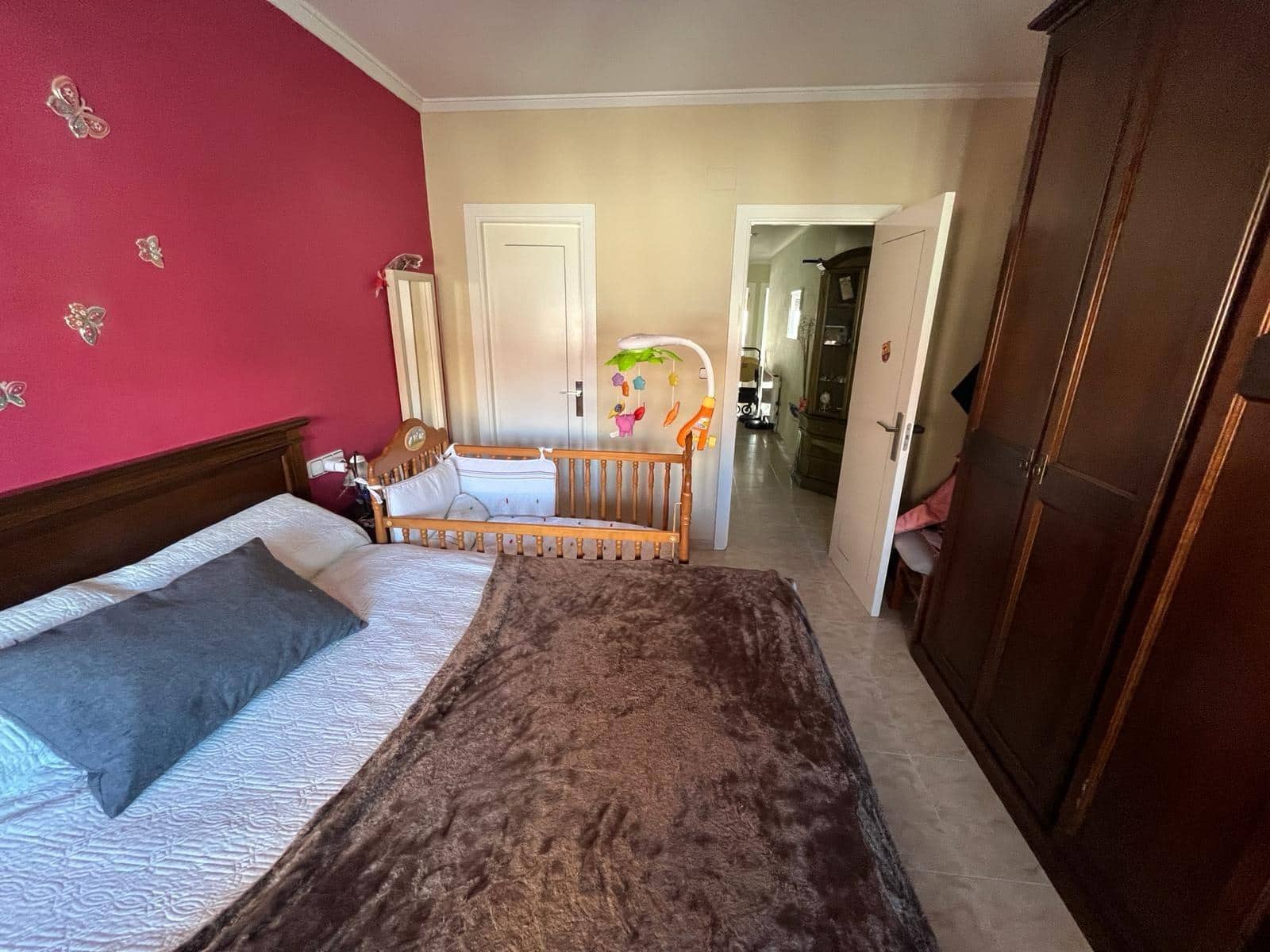 3 bedroom Flat for sale in Almansa with garage - € 139,000 (Ref: 9031492)