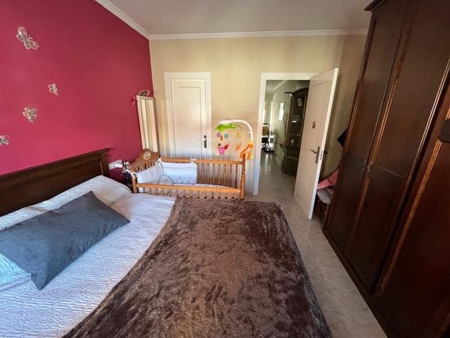 3 makuuhuone Asunto myytävänä paikassa Almansa mukana 
autotalli - 139 000 € (Ref: 9031492)