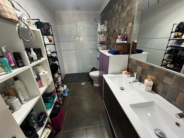 3 makuuhuone Asunto myytävänä paikassa Almansa mukana 
autotalli - 139 000 € (Ref: 9031492)