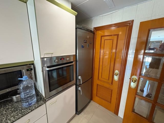 5 makuuhuone Asunto myytävänä paikassa Almansa mukana 
autotalli - 129 000 € (Ref: 9031493)