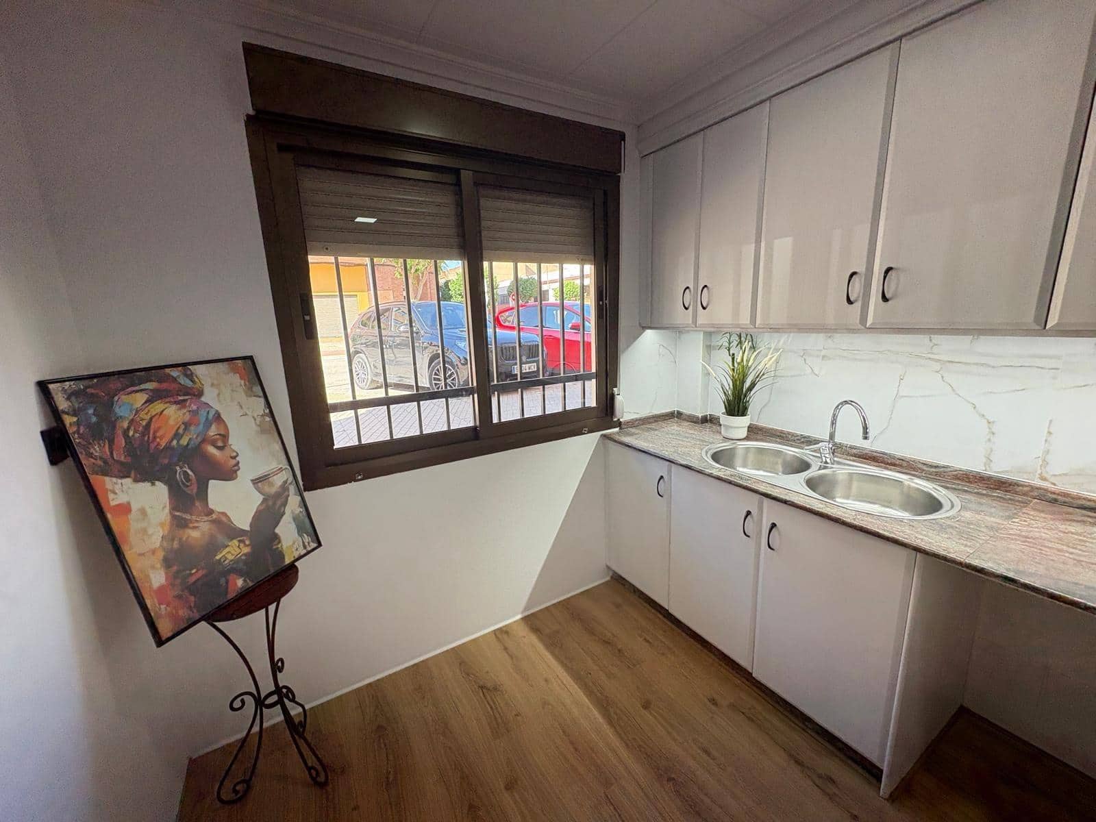 3 soveværelse Lejlighed til salg i Almansa - € 89.000 (Ref: 9048757)