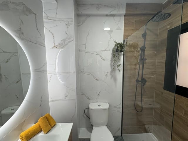 3 makuuhuone Huoneisto myytävänä paikassa Almansa - 89 000 € (Ref: 9048757)