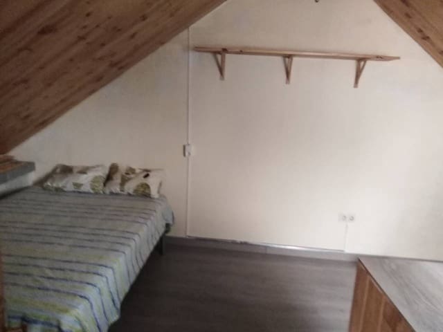 3 slaapkamer Rijtjeshuis te koop in Almansa met garage - € 160.000 (Ref: 9068808)