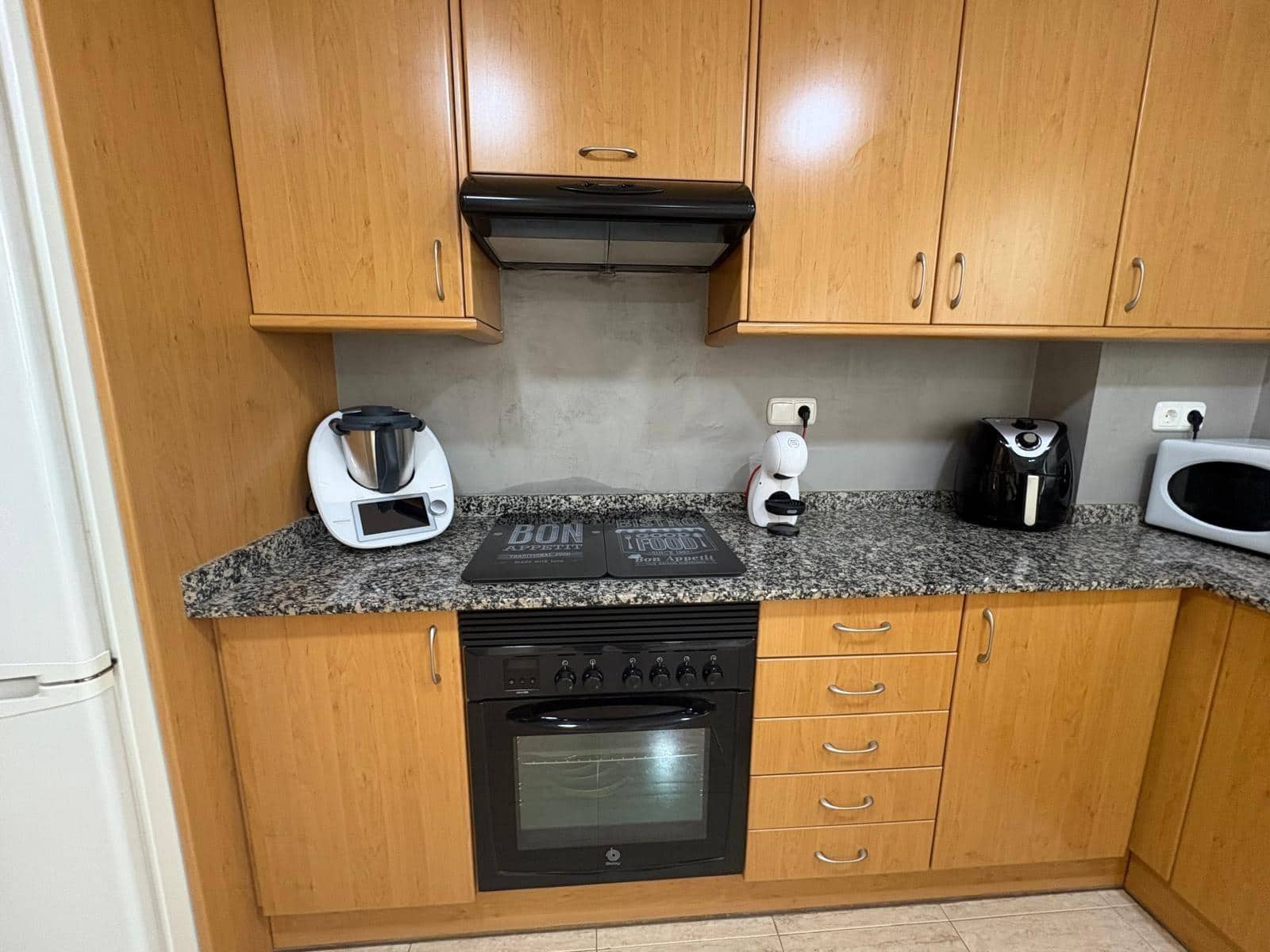 3 quarto Moradia em Banda para venda em Almansa - 220 000 € (Ref: 9104624)