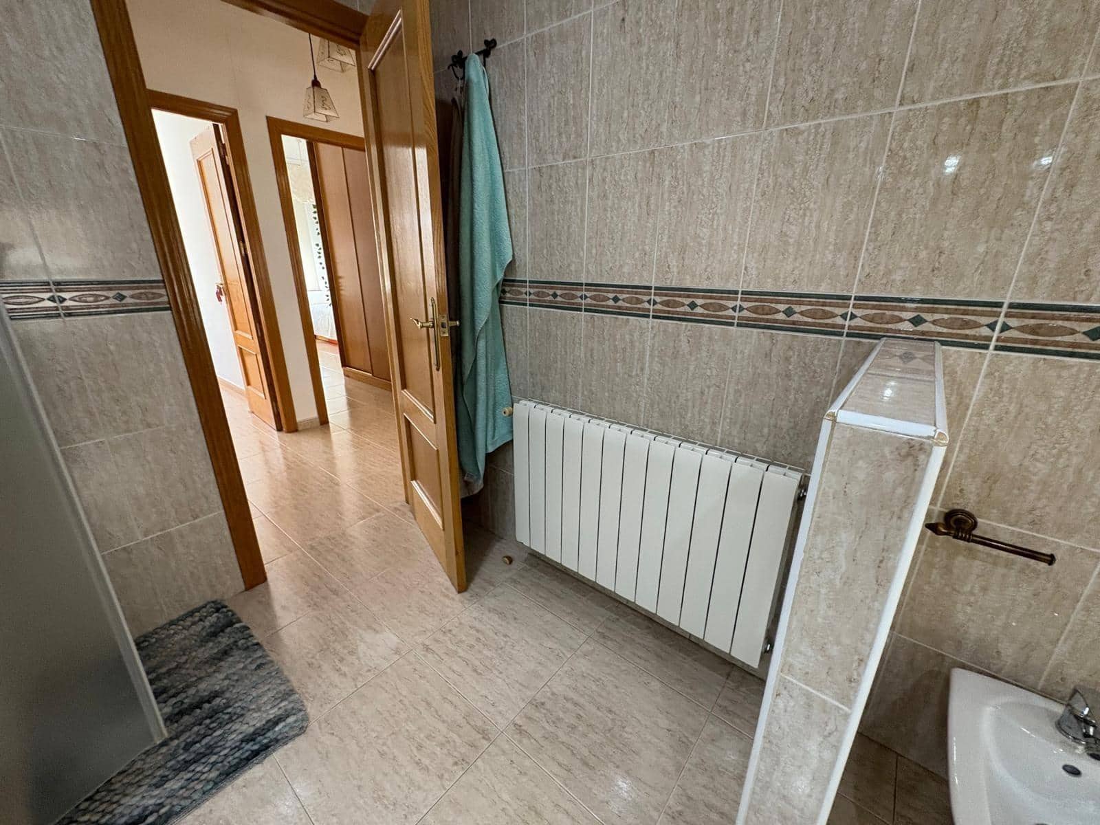 3 quarto Moradia em Banda para venda em Almansa - 220 000 € (Ref: 9104624)