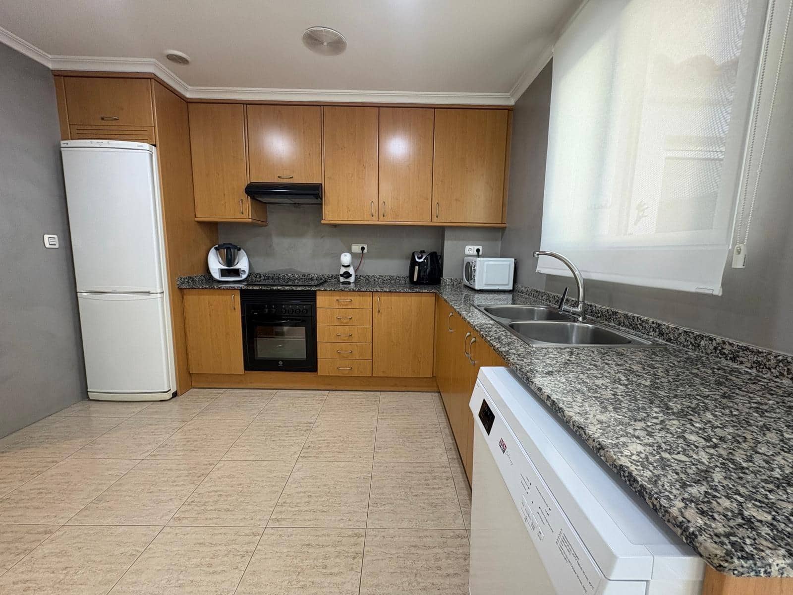 3 quarto Moradia em Banda para venda em Almansa - 220 000 € (Ref: 9104624)