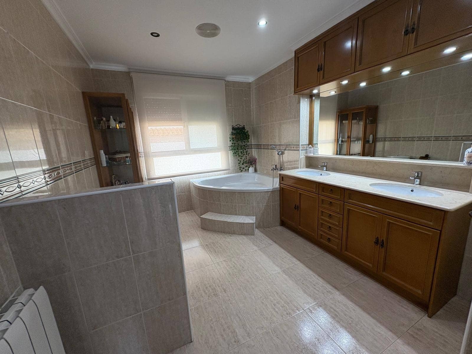 3 quarto Moradia em Banda para venda em Almansa - 220 000 € (Ref: 9104624)