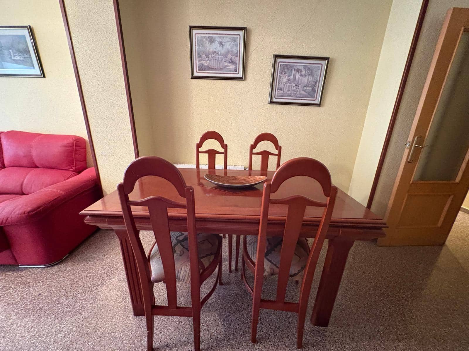 4 soveværelse Lejlighed til salg i Almansa med garage - € 89.000 (Ref: 9108656)