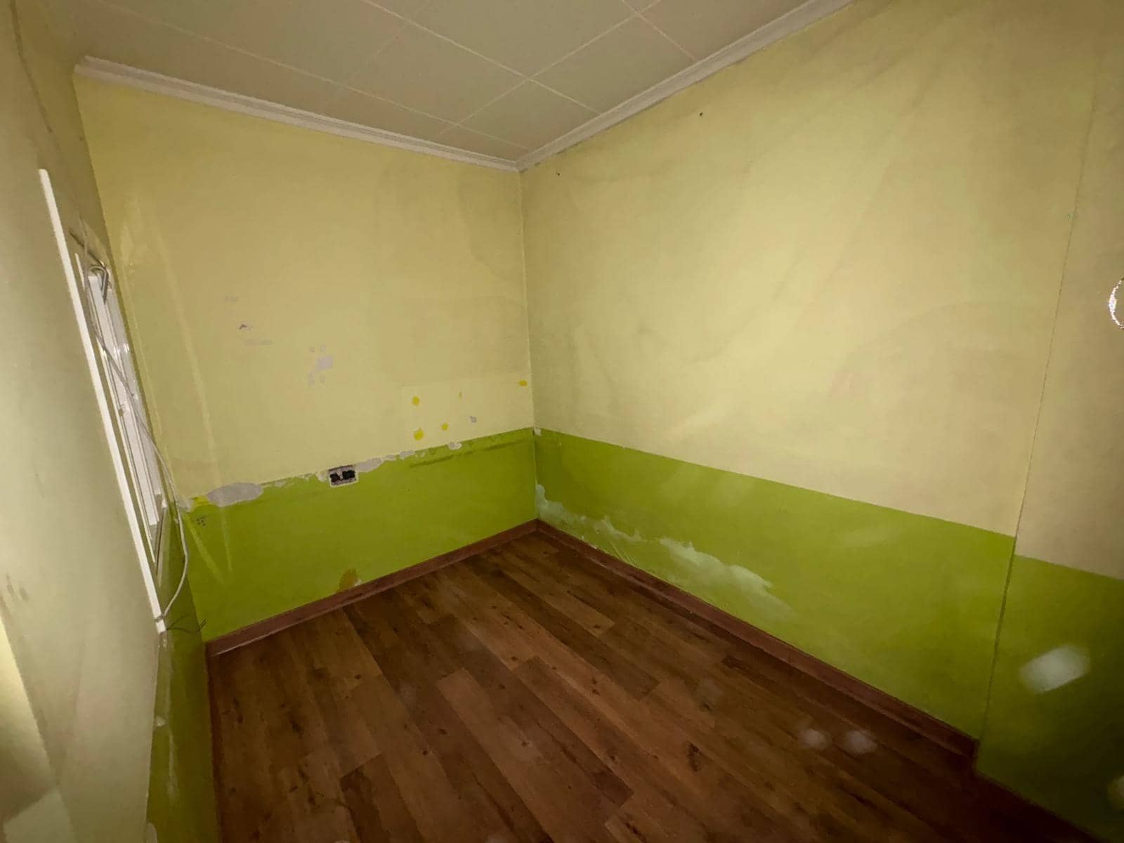 Erhverv til salg i Almansa - € 75.000 (Ref: 9116076)